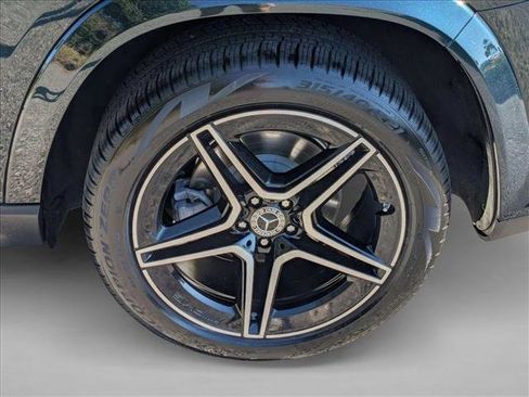 Certified 2022 Mercedes-Benz GLS 450 4MATIC image 27