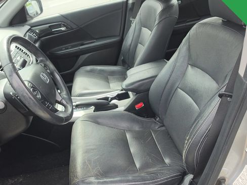 Used 2014 Honda Accord Sport image 11