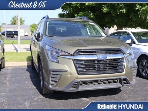 Used 2025 Subaru Ascent Premium AWD/4WD image 4