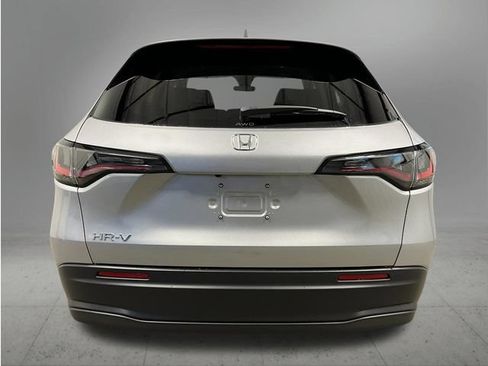 New 2027 Honda HR-V LX image 4
