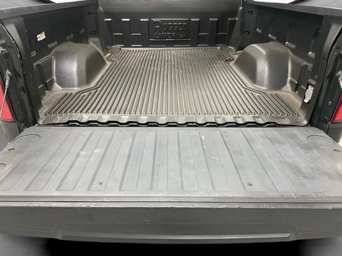 Used 2021 Chevrolet Silverado 1500 Custom RWD image 12