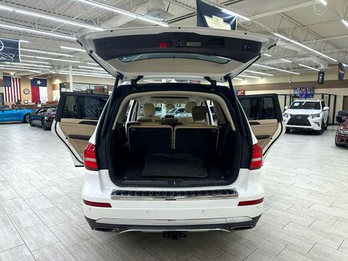 Used 2018 Mercedes-Benz GLS 450 4MATIC w/ Premium Package image 11