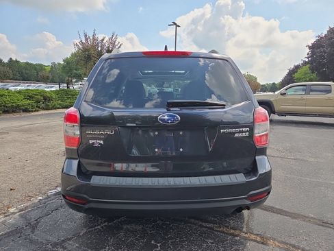 Used 2016 Subaru Forester 2.5i Premium w/ All-Weather Package AWD/4WD image 8