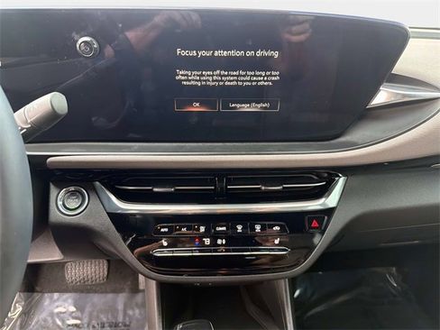 Used 2024 Buick Envista Avenir image 21