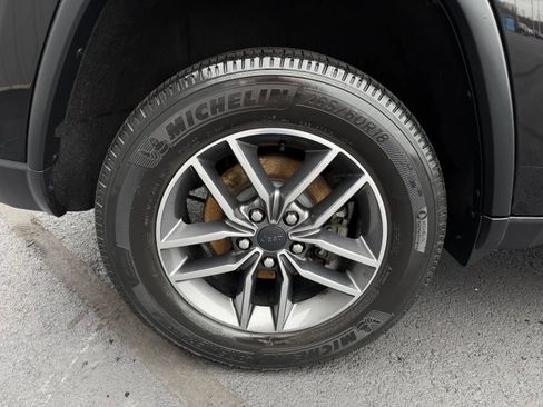 Used 2020 Jeep Grand Cherokee Trailhawk image 20