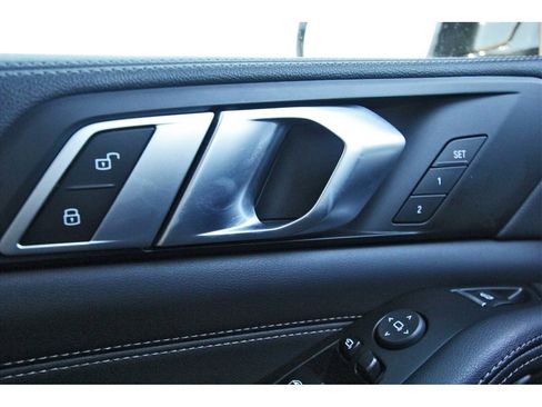 Used 2023 BMW X5 xDrive40i image 18