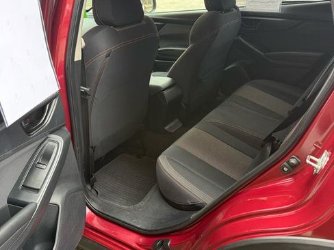 Used 2019 Subaru Crosstrek 2.0i Premium image 11