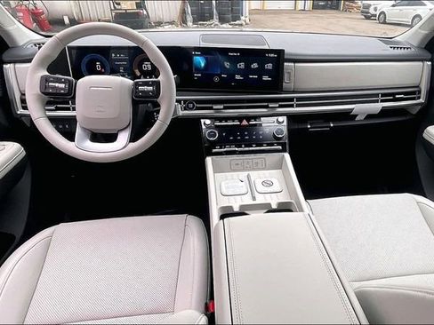 Certified 2026 Hyundai Santa Fe SEL FWD image 5