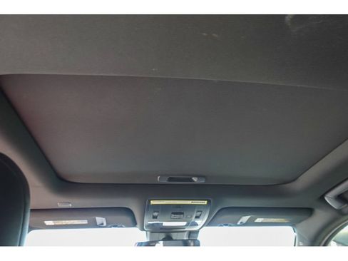Used 2019 Lexus UX 200 w/ Premium Package FWD image 32