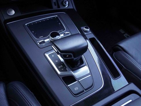 Used 2018 Audi Q5 2.0T Premium Plus w/ Premium Plus Package image 28