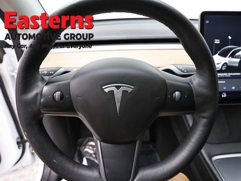 Used 2021 Tesla Model Y Long Range AWD/4WD image 10