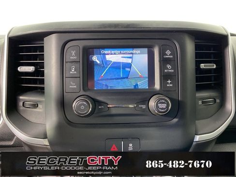 Used 2019 RAM 3500 Big Horn image 22