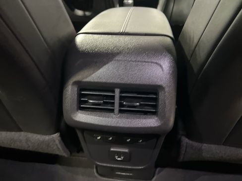 Used 2019 Chevrolet Equinox Premier image 15