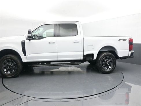 Used 2024 Ford F250 Lariat w/ Sport Appearance Package image 9