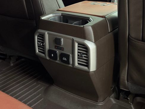 Used 2018 Ford F150 King Ranch image 41