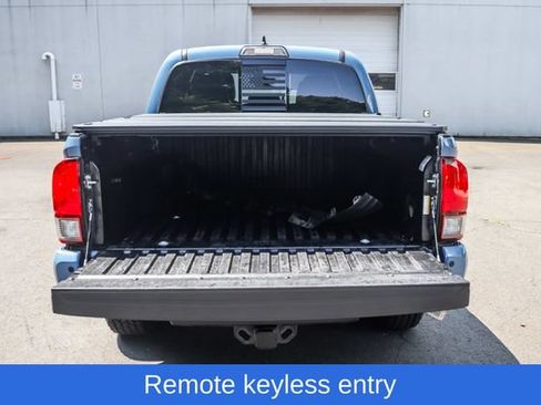 Used 2019 Toyota Tacoma TRD Sport AWD/4WD image 22