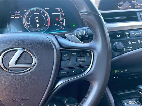 Used 2020 Lexus ES 350 w/ Premium Package FWD image 24