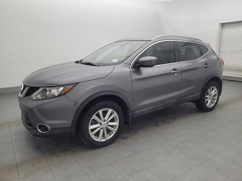 Used 2017 Nissan Rogue Sport SV w/ SV Premium Package image 2