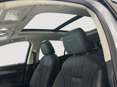 Used 2023 Buick Envision Avenir image 20