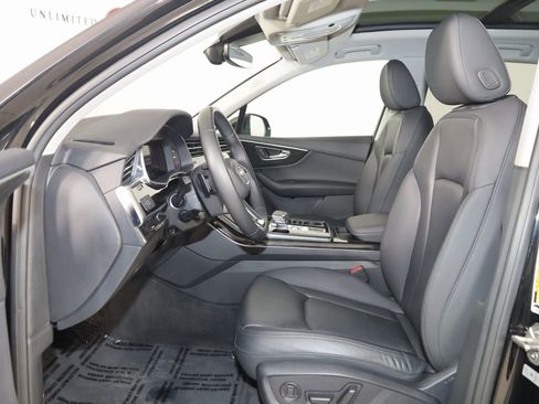 Used 2022 Audi Q7 Premium Plus w/ Premium Plus Package image 12