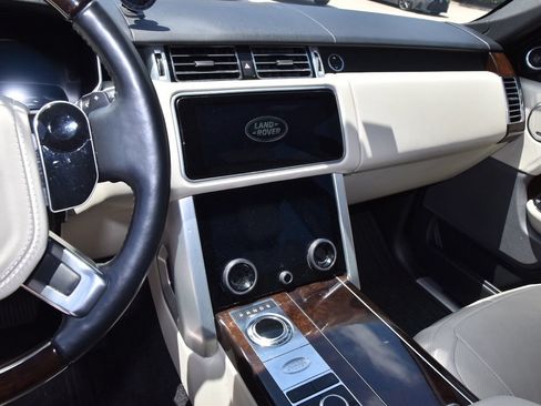 Used 2018 Land Rover Range Rover HSE AWD/4WD image 9