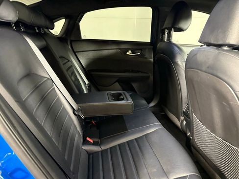 Used 2023 Kia Forte GT-Line w/ GT-Line Premium Package image 16