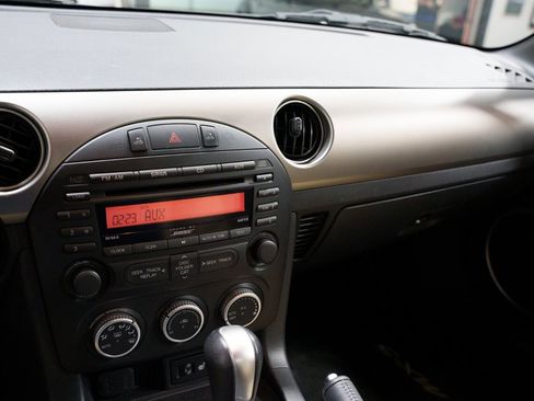 Used 2009 MAZDA MX-5 Miata Grand Touring w/ Premium Pkg image 29