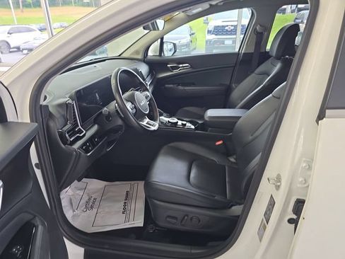 Certified 2023 Kia Sportage EX AWD/4WD image 13