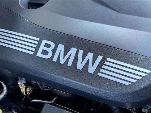 New 2026 BMW X5 xDrive40i w/ M Sport Package image 17