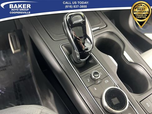 Certified 2024 Cadillac XT4 Sport image 17