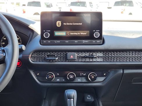 Used 2025 Honda HR-V Sport image 17