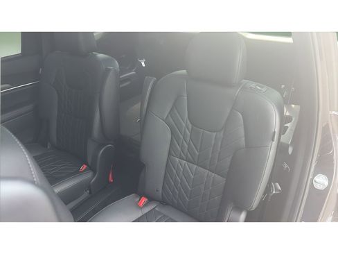 Certified 2025 Kia Telluride SX X-Line AWD/4WD image 18