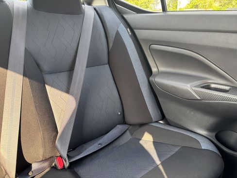 Used 2025 Nissan Versa SV FWD image 35