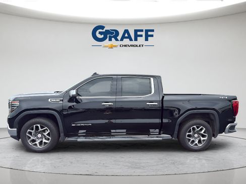 Used 2022 GMC Sierra 1500 SLT w/ SLT Convenience Package AWD/4WD image 3