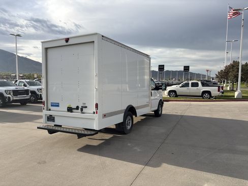 New 2024 GMC Savana 3500 w/ Power Convenience Package image 6