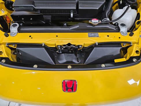 Used 2003 Honda S2000 image 28