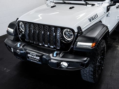 Used 2023 Jeep Wrangler Unlimited w/ Cold Weather Group AWD/4WD image 11
