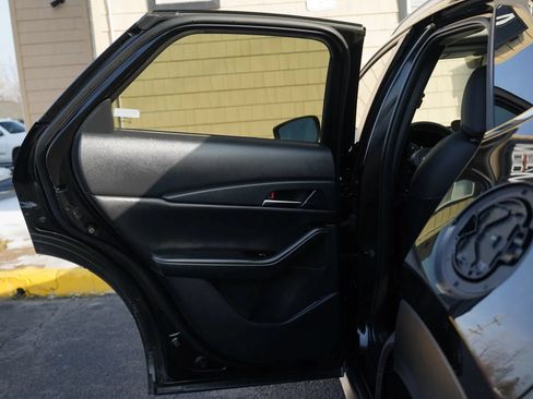 Used 2025 MAZDA CX-30 AWD 2.5 S w/ Preferred Package image 19