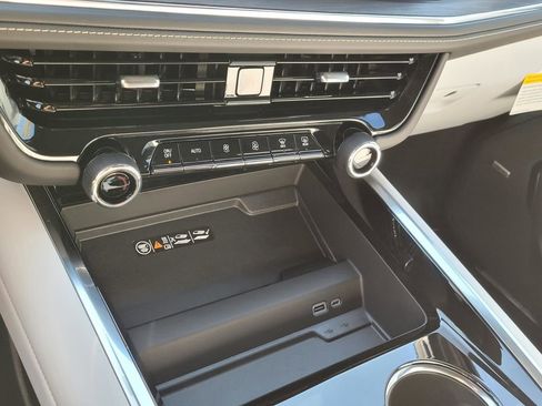 New 2026 Chevrolet Tahoe Premier w/ Sun And Tow Package image 21