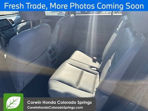 Used 2017 Honda Pilot EX-L image 10