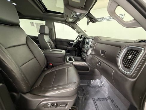 Used 2019 Chevrolet Silverado 1500 LTZ w/ LTZ Premium Package AWD/4WD image 18