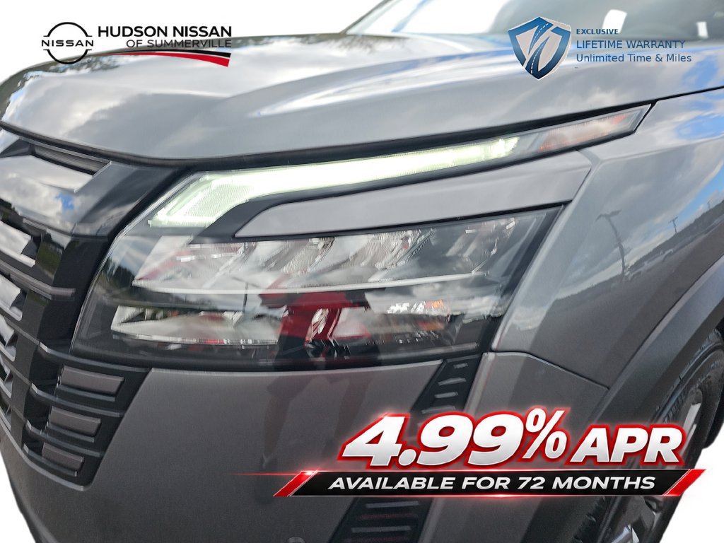 Used 2026 Nissan Pathfinder SV FWD image 32
