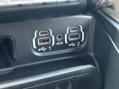 Used 2020 RAM 3500 Limited AWD/4WD image 35