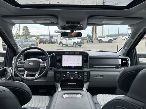 Used 2024 Ford F350 Limited w/ FX4 Off-Road Package image 21