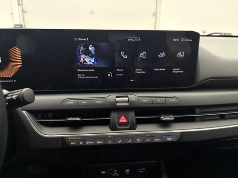 Used 2025 Kia K4 FWD image 22