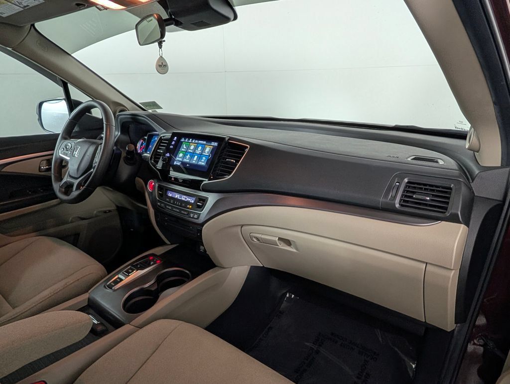 Used 2021 Honda Pilot EX image 17