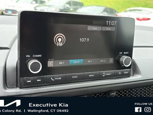 Used 2023 Honda CR-V EX image 17