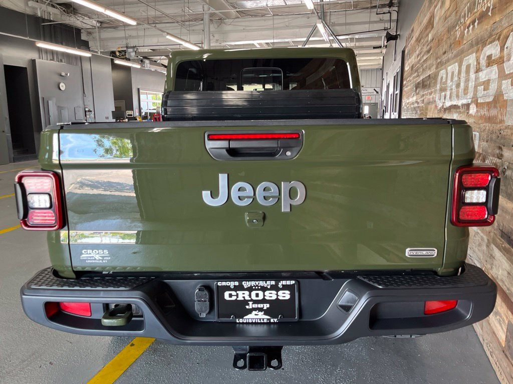 Used 2021 Jeep Gladiator Overland w/ Popular Equipment Package AWD/4WD image 27