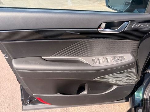Used 2025 Hyundai Palisade Calligraphy FWD image 4