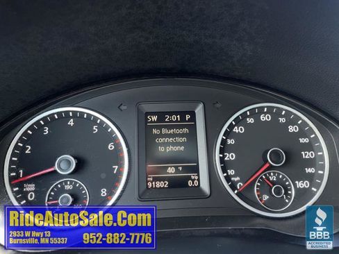 Used 2013 Volkswagen Tiguan SE image 17